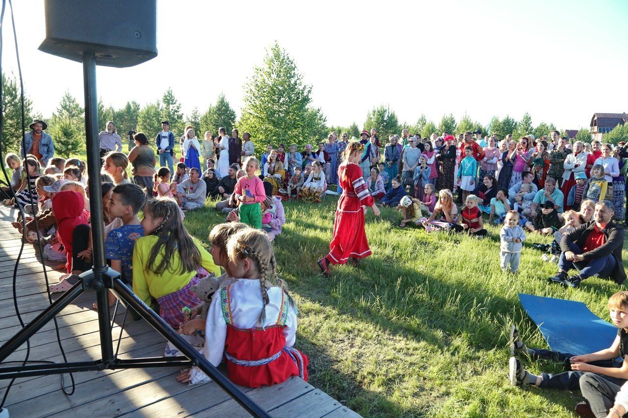 Выступление на сцене
